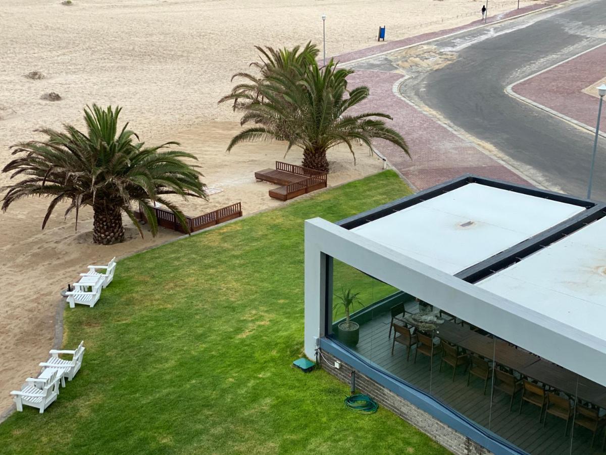 Apartment 32, Bay View Suites Langstrand エクステリア 写真
