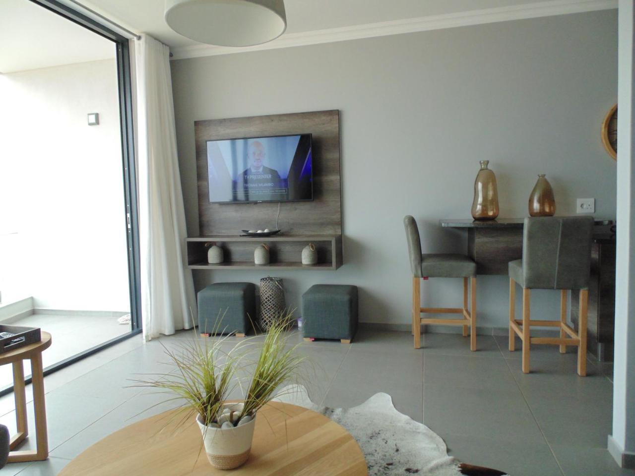 Apartment 32, Bay View Suites Langstrand エクステリア 写真